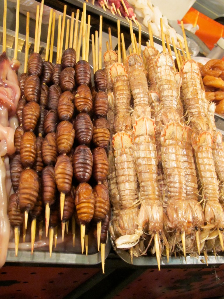 Donghuamen Night Market