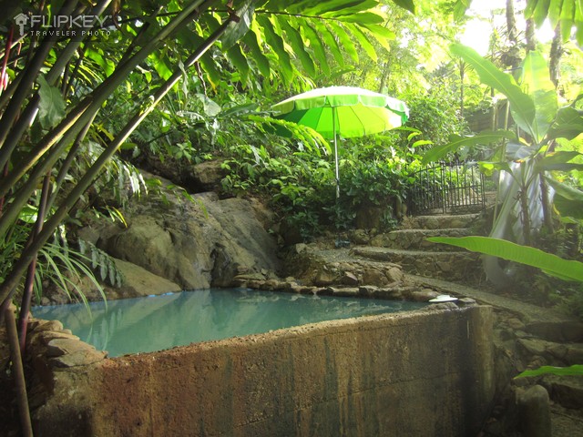 640x480_382860-06-1329510864